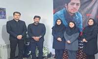 دیدار مسئولین دانشکده پرستاری با خانواده شهید پوریامین دانش آموخته دانشگاه 