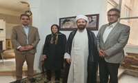 دیدار جمعی از مسئولین دانشگاه با خانواده های معزز شهدا در آستانه نوروز