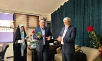 دیدار رئیس دانشگاه علوم پزشکی البرز با کارکنان مدیریت روابط عمومی ستاد دانشگاه به مناسبت روز ارتباطات و روابط عمومی